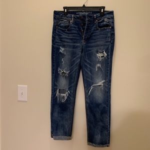 American Eagle Tomgirl Distressed Jeans